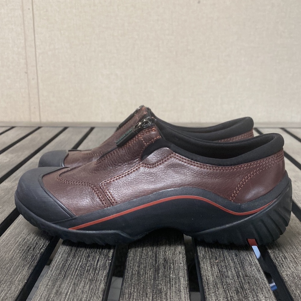Women’s Clark’s Muckers waterproof size 7 Leather uppers. - Picture 3 of 11